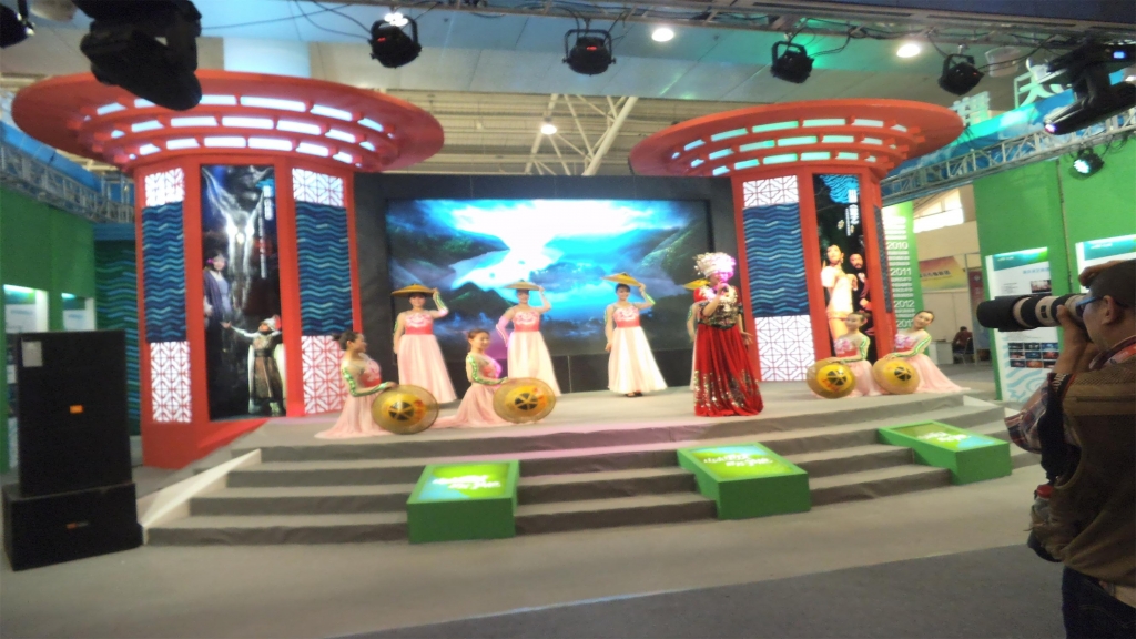 中國(guó)第十屆藝術(shù)節(jié)展臺(tái)案例